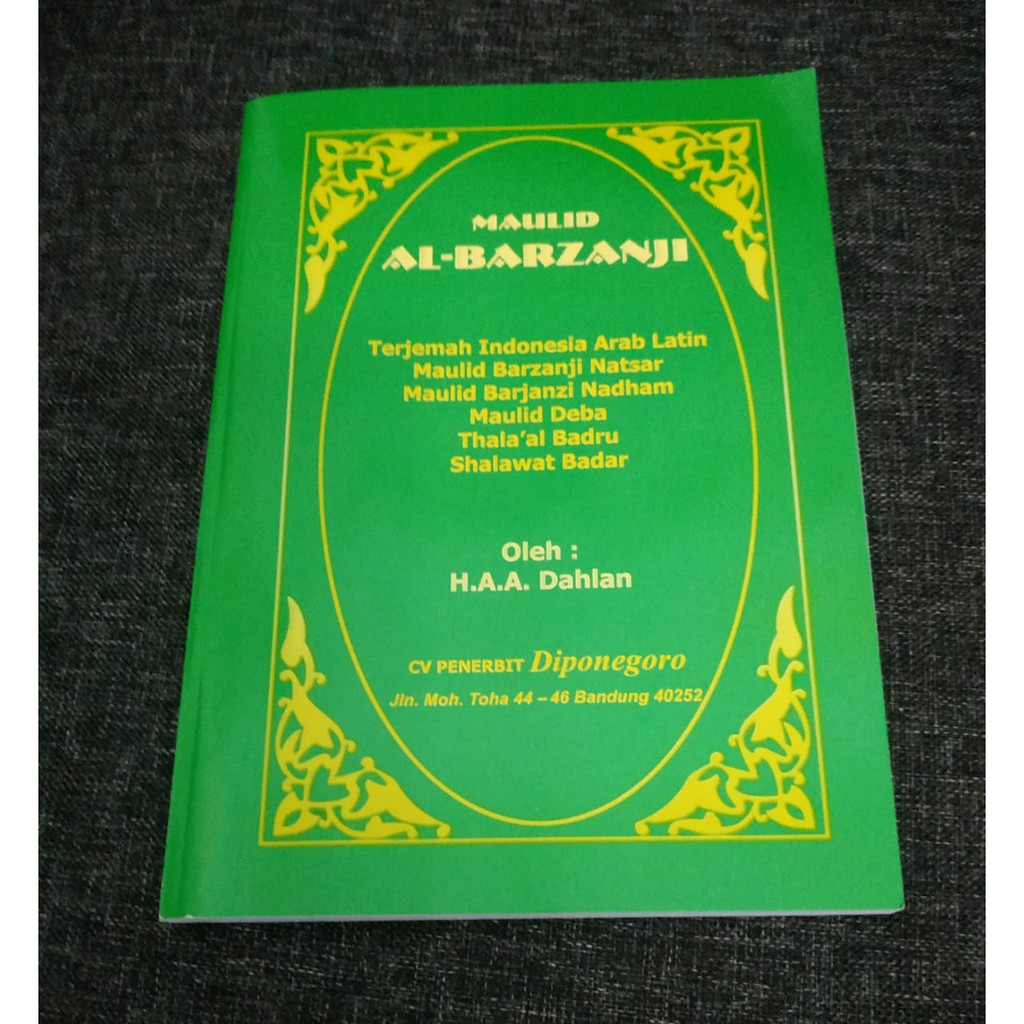 Buku Kitab Tarjamah Barzanji Arab Dan Latin Plus Terjemahan