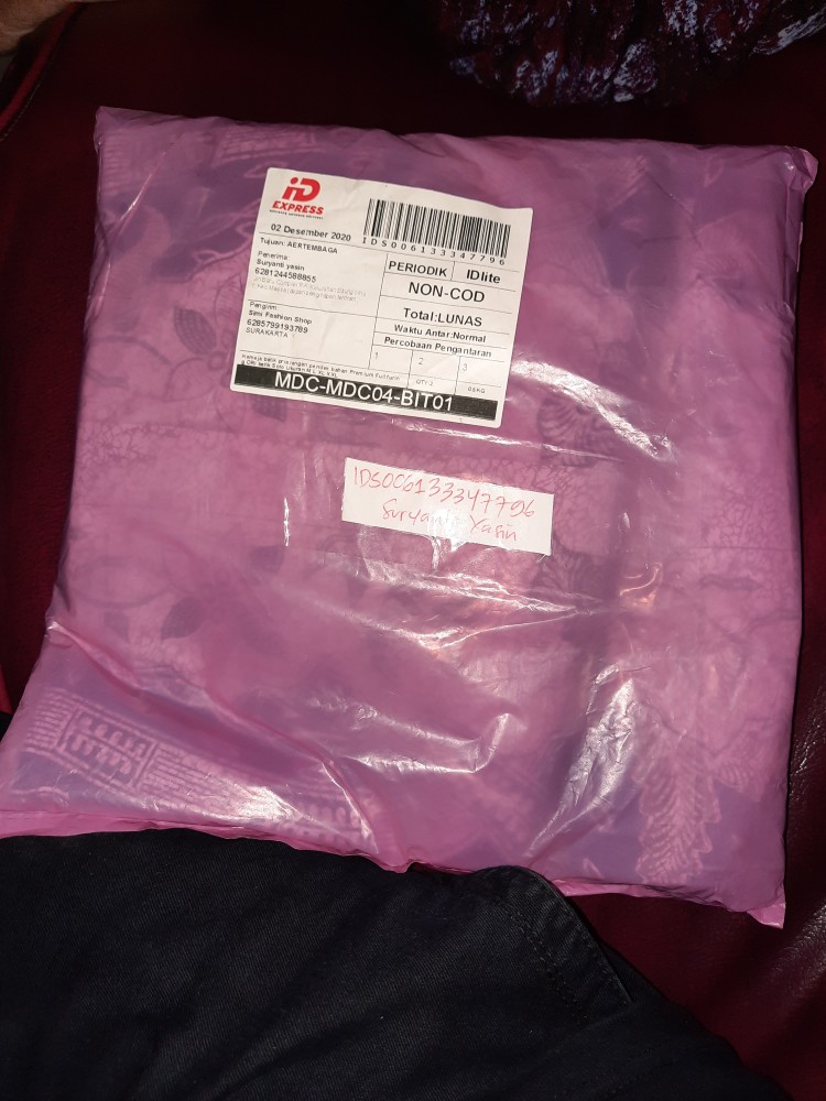 Kemeja Batik Pria Lengan Pendek Motif Batik Solo Ori Premium Murah Ukuran M L Xl Xxl