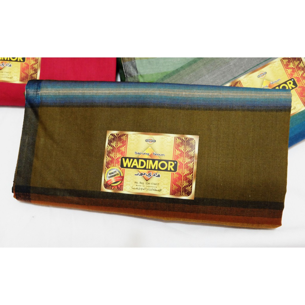 Sarung  Wadimor Tiga Dara sarung tenun motif salur bawah