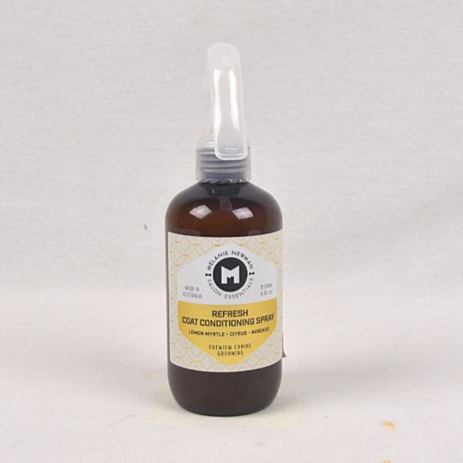 

MELANIENEWMAN Pet Spray Refresh Coat Conditioning Spray 250ml