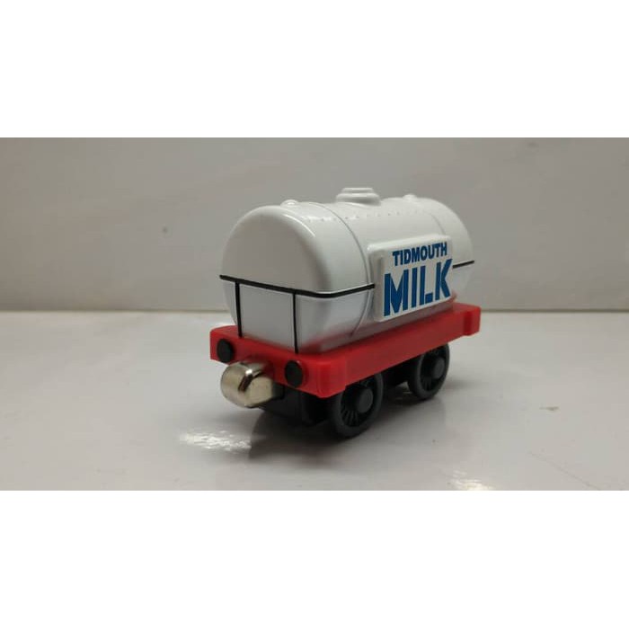 Diecast Set - Diecast Thomas And Friends - Diecast Hotwheels Thomas And Friends Tender Gerbong Milk