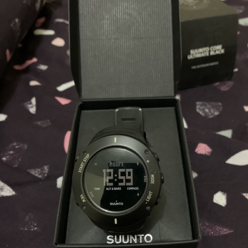 Suunto core ultimate black