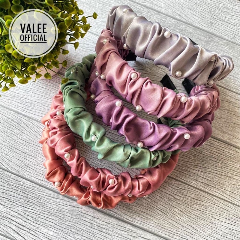 BANDO SCRUNCHIE MUTIARA SATIN