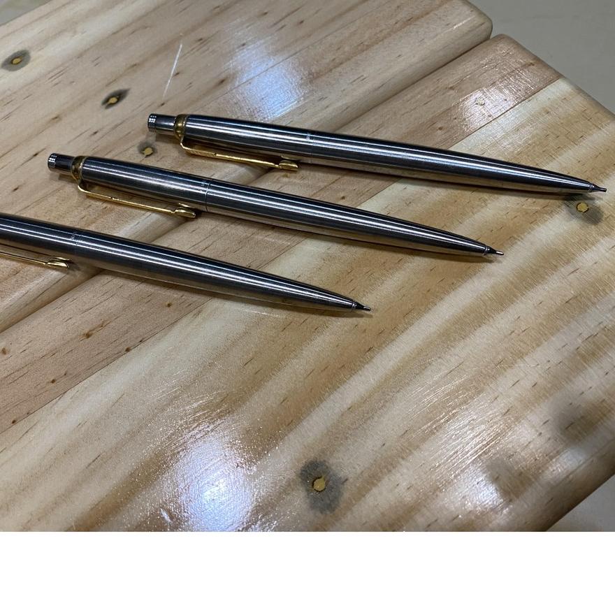 

Pensil Mekanik Parker 0.5mm