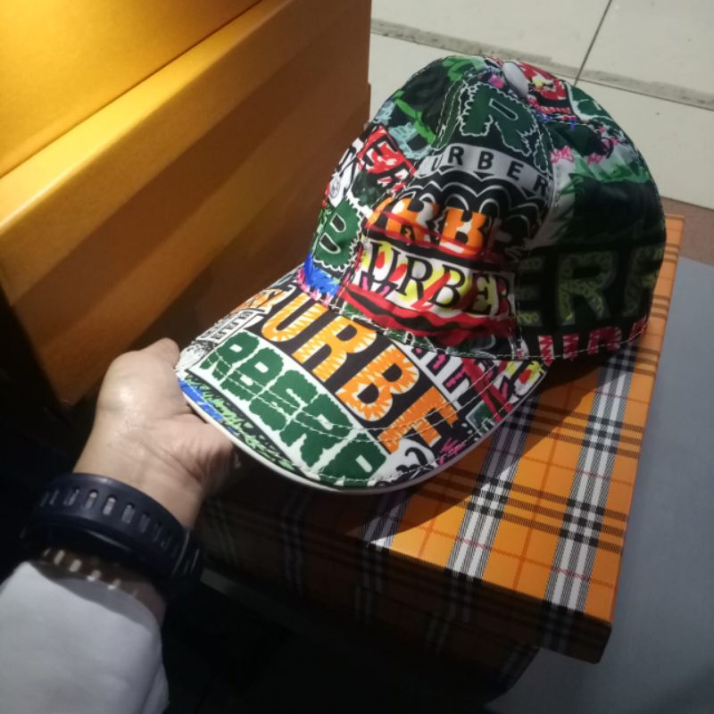 topi pria import mirror quality Burberry