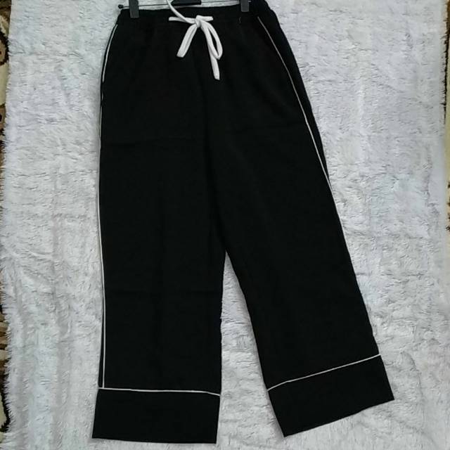 Celana Connexion wanita