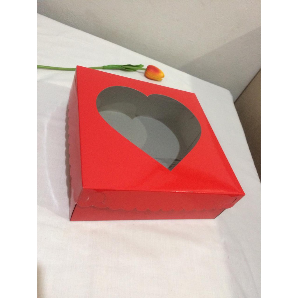 

DUS KUE HATI / DUS TART TUTUP HATI / KOTAK KUE LIPAT CANTIK / KERDUS BOLU HATI UKURAN 22 CM