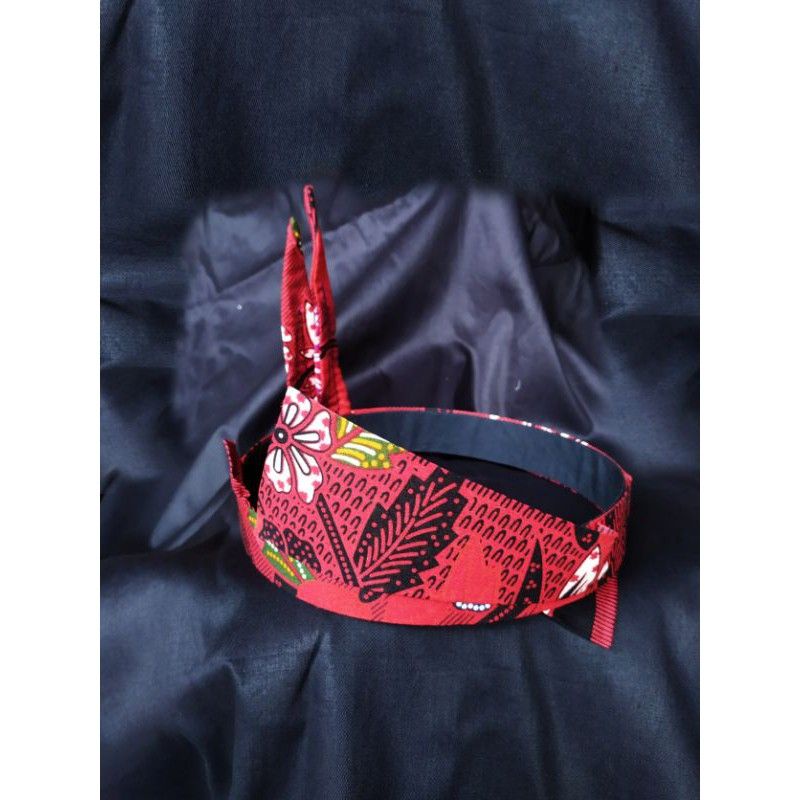 odheng kepala aksesoris madura