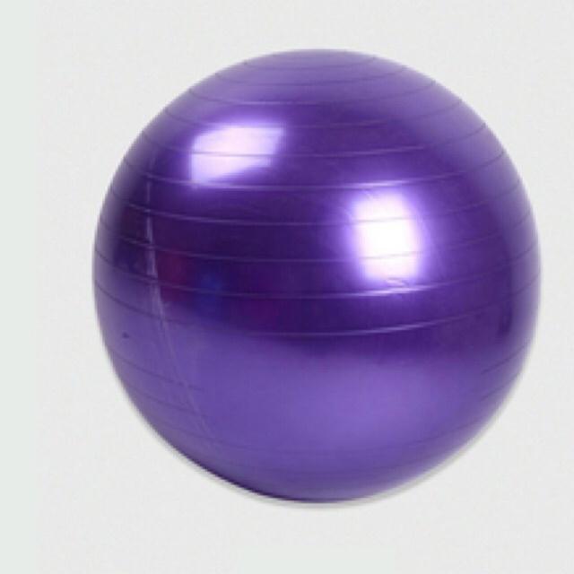 F027 Gym Ball / Bola fitnes / bola yoga Bonus Pompa Tangan-ungu