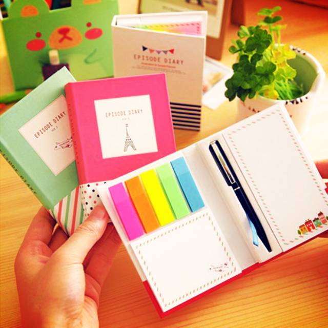 

BUKU MEMO DENGAN STICKY NOTE DAN PULPEN