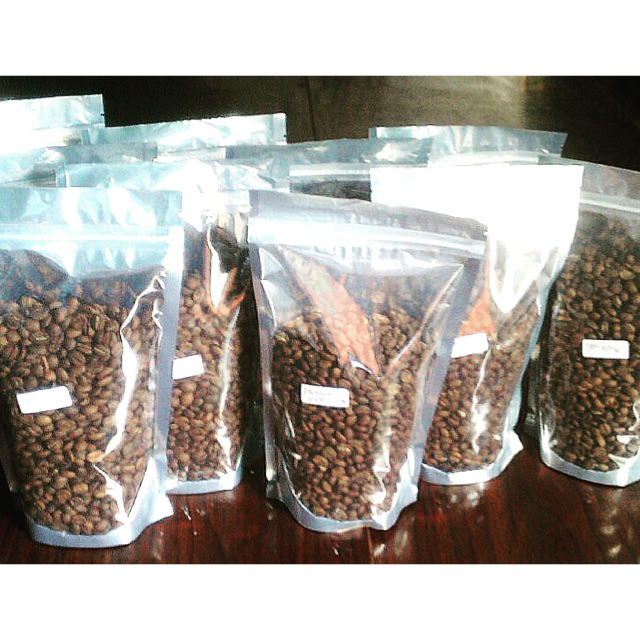 

Kopi Java Dampit Robusta 250 gram || Roasted Bean/Bubuk