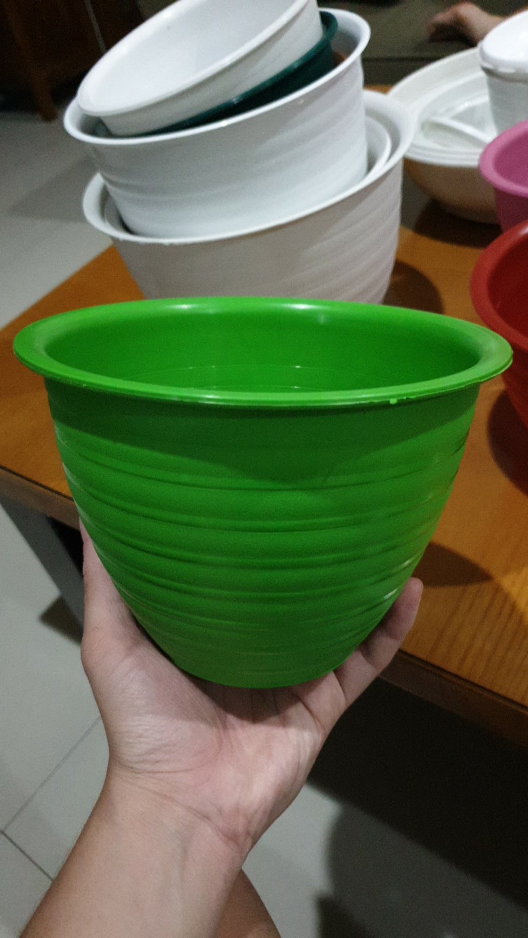 Pot Bunga Plastik Model Raja Tawon Sik 18 Hijau Muda