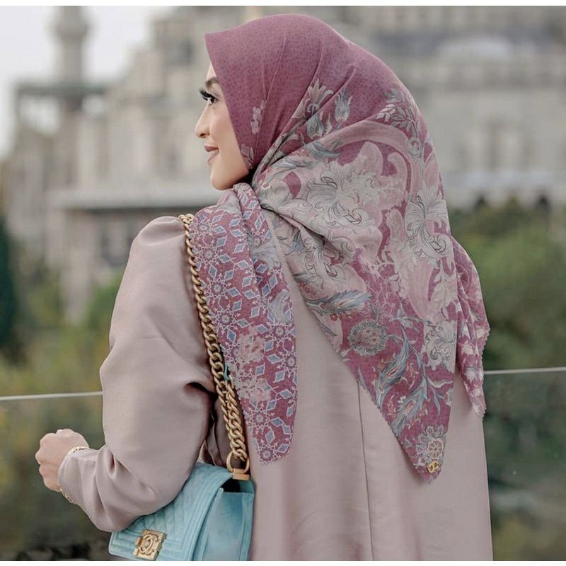 Buttonscarves Topkapi raspberry