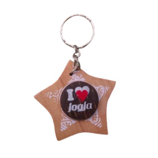 GANTUNGAN KUNCI BINTANG I LOVE JOGJA BAHAN KAYU DAN BATOK HARGA PER PCS UKURAN 6x3 cm SOUVENIR MURAH