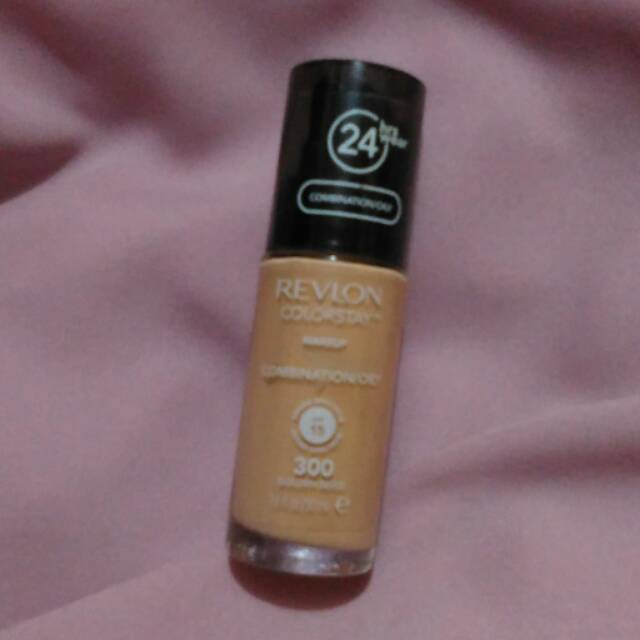 Revlon Colorstay Foundation - Shade 300 Golden Beige