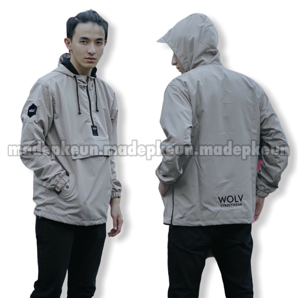 Jaket Cougle Wolv Jaket Windbreaker Polos Jaket Parasut Jaket Pria Cream Jaket Distro