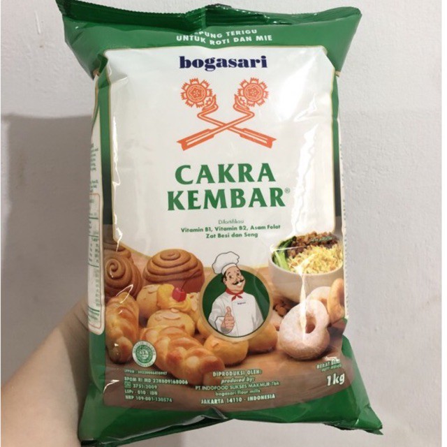 Tepung Cakra Kembar 1 KG / Tepung Roti / Cakra Kembar Premium