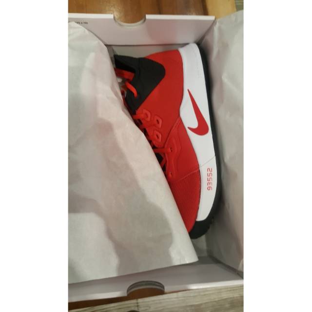 Nike pg 3 university red