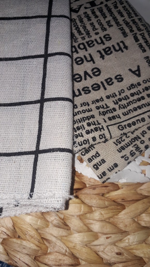 Napkin Serbet Alas Piring Properti Foto Impor Lokal Checkered Plaid Square Kotak Newspaper Koran