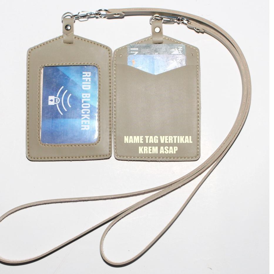 

Ready zr NAME TAG KULIT / ID CARD HOLDER KULIT / ID CARD / GANTUNGAN NAMA VERTIKAL SS27 HB Terbaruー