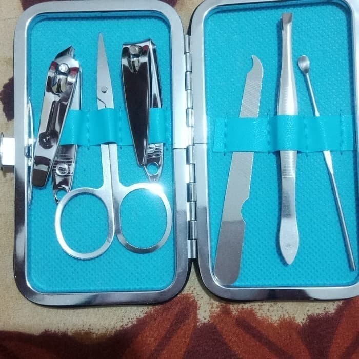 Manicure Pedicure Set Karakter / Nail Clipper / Gunting Kuku, Pinset, Korek Kuping Murah