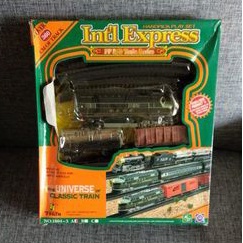 Miniatur Kereta Fenfa International Express Boks Hijau