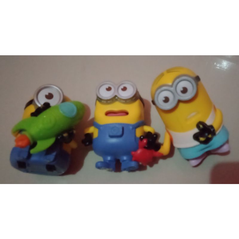 Mainan McD Minion, guling minion, boneka minion preloved