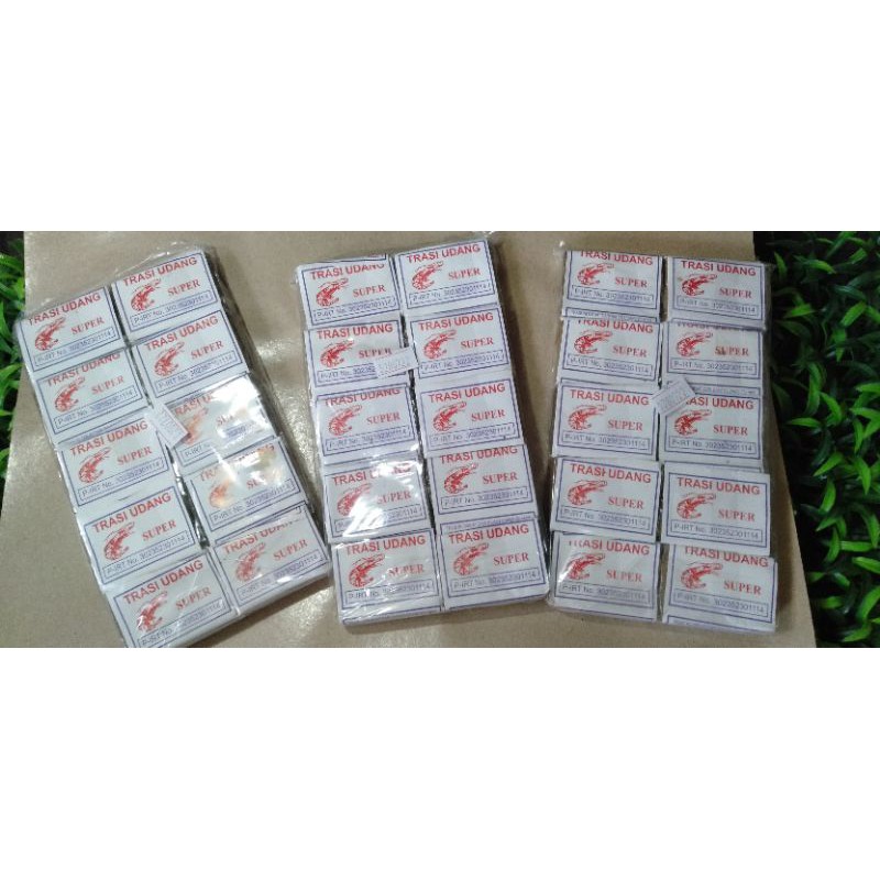 

Terasi khas Tuban kecil enak dan higenis