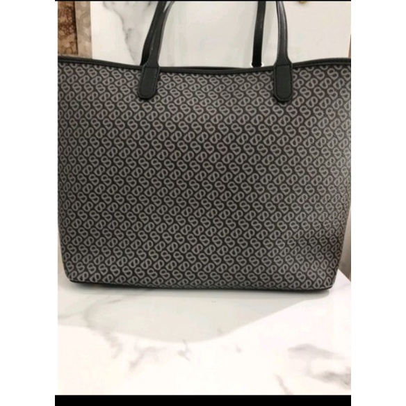 Izzy canvas Tote bag black buttonscarves