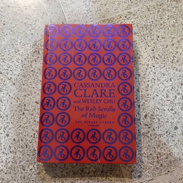 The Red Scrolls of Magic Hard Cover -- The Eldest Curses (Cassandra Clare)
