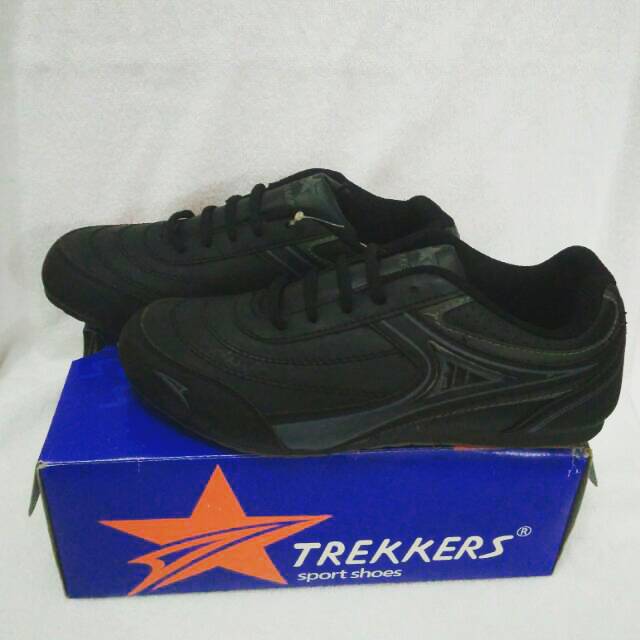 Sepatu wanita trekkers Fenza