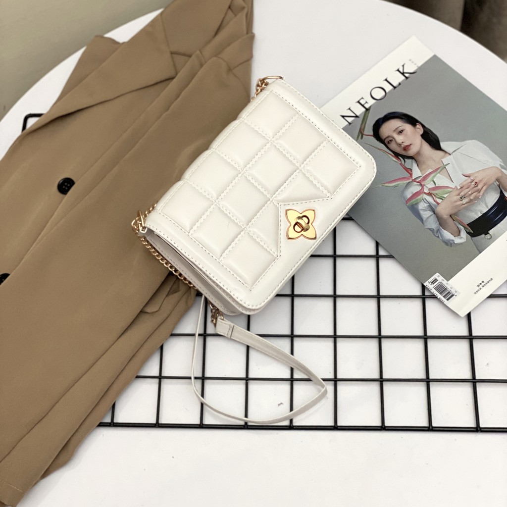 Slingbag Adeline - Tas Selempang Wanita
