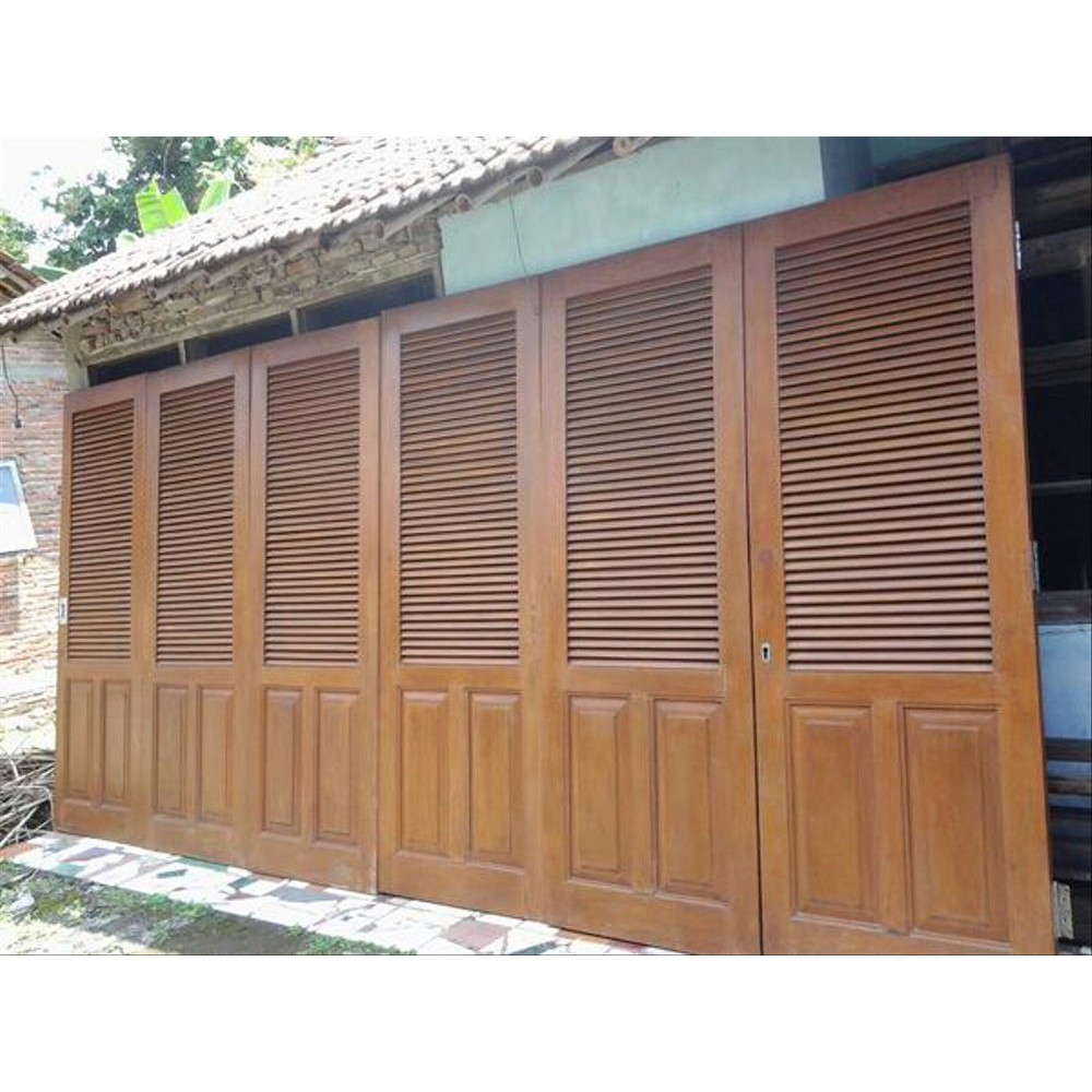 pintu garasi jati