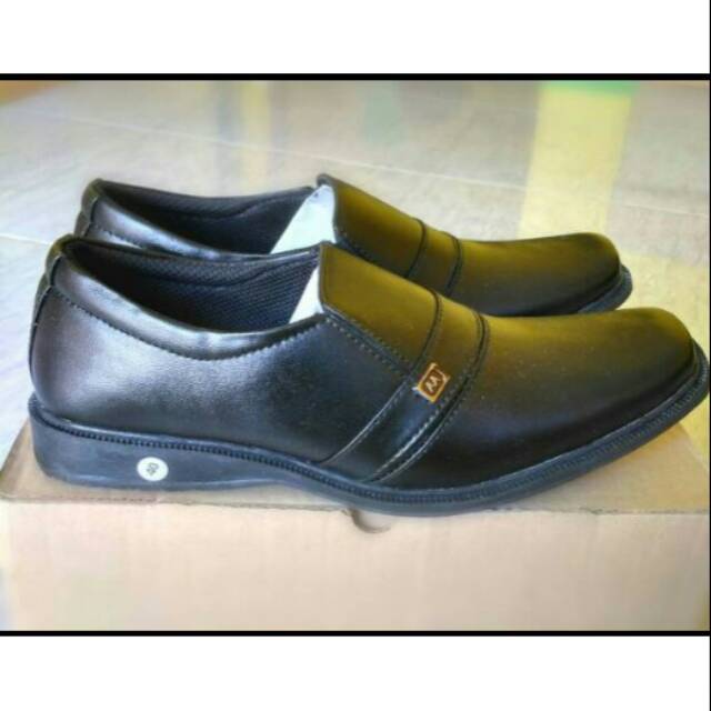 sepatu fantofel fantopel fantovel pantofel pantopel pantovel vantopel vantofel vantovel pria murah