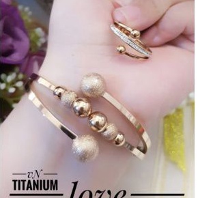 TiTanium set gelang cincin QA44