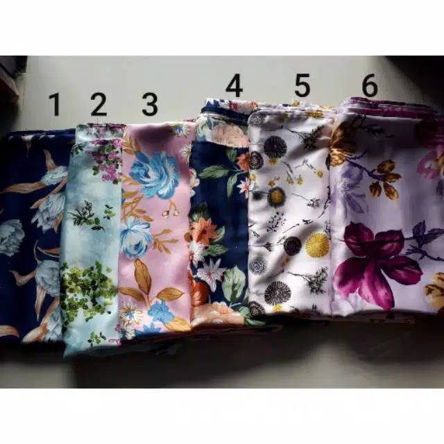 Preloved segiempat maxmara