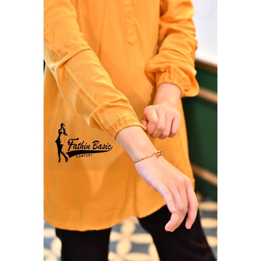 Blus Polos Banana Yellow - Blouse Polos Rayon - Kuning - Fathin Basic - SHOPIE Hijabstyle-4