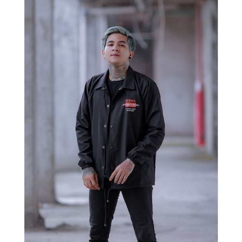 ATMOST-Jaket Coach Pria Sinzuku