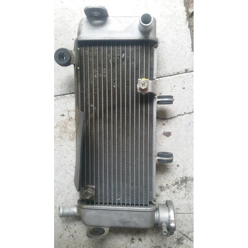 Radiator CB150R Led