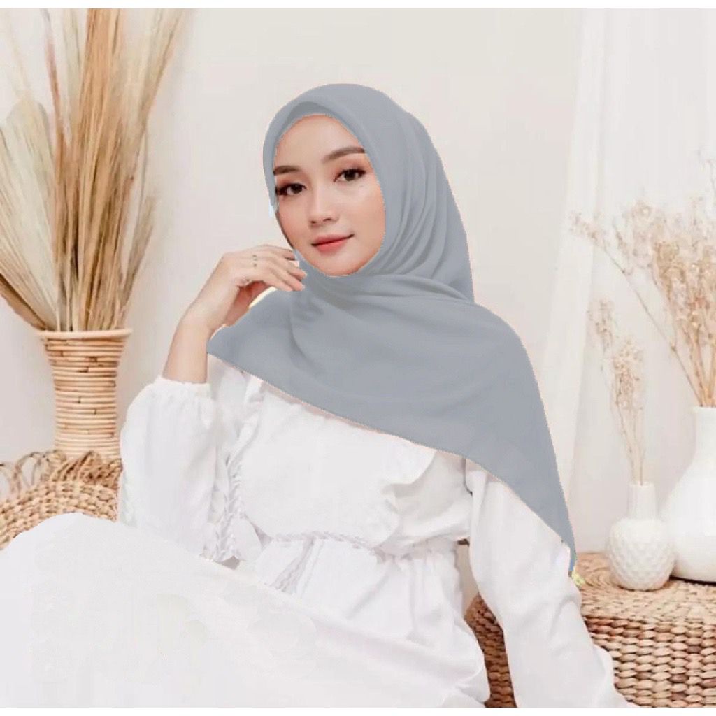 HIJAB BELLA SQUARE / JILBAB SEGIEMPAT / JILBAB BELLA / KERUDUNG SEGIEMPAT