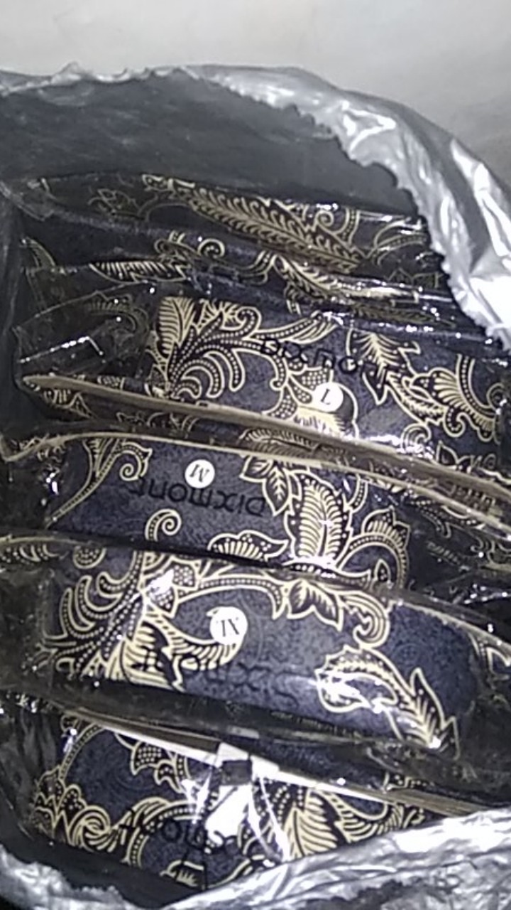 Kemeja Batik Pria Lengan Pendek Bs82 Katun Motif Modern Dixmont Semi Slimfit