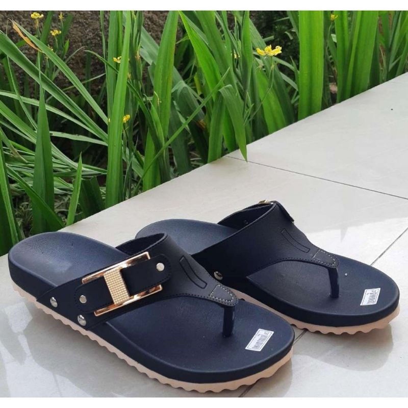 Sandal Flat Wanita Jepit Puyuh Gesper Casual