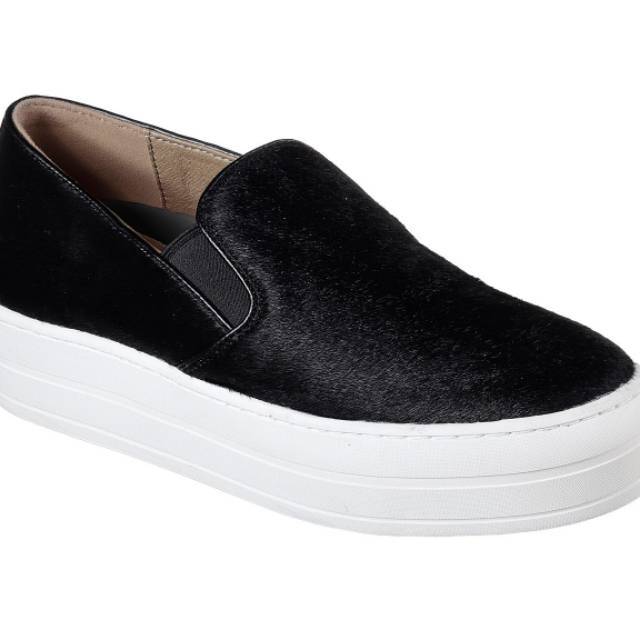 Sepatu slip on Wanita Skechers Girl Uplift Furry Friend Original dan resmi size 36,5.