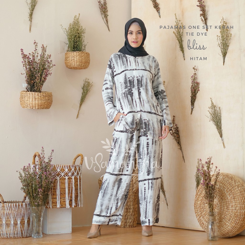 Pajamas / Piyama One Set Kemeja Tie Dye