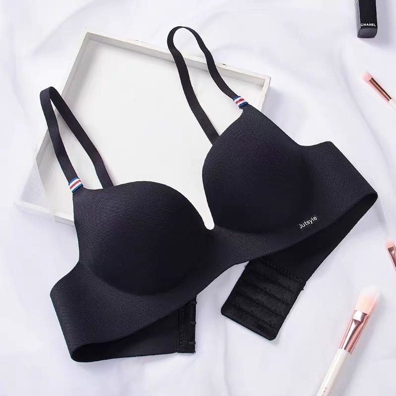 Pakaian Dalam Olahraga Wanita High Quality Sport BH Bra Push Up InStyle