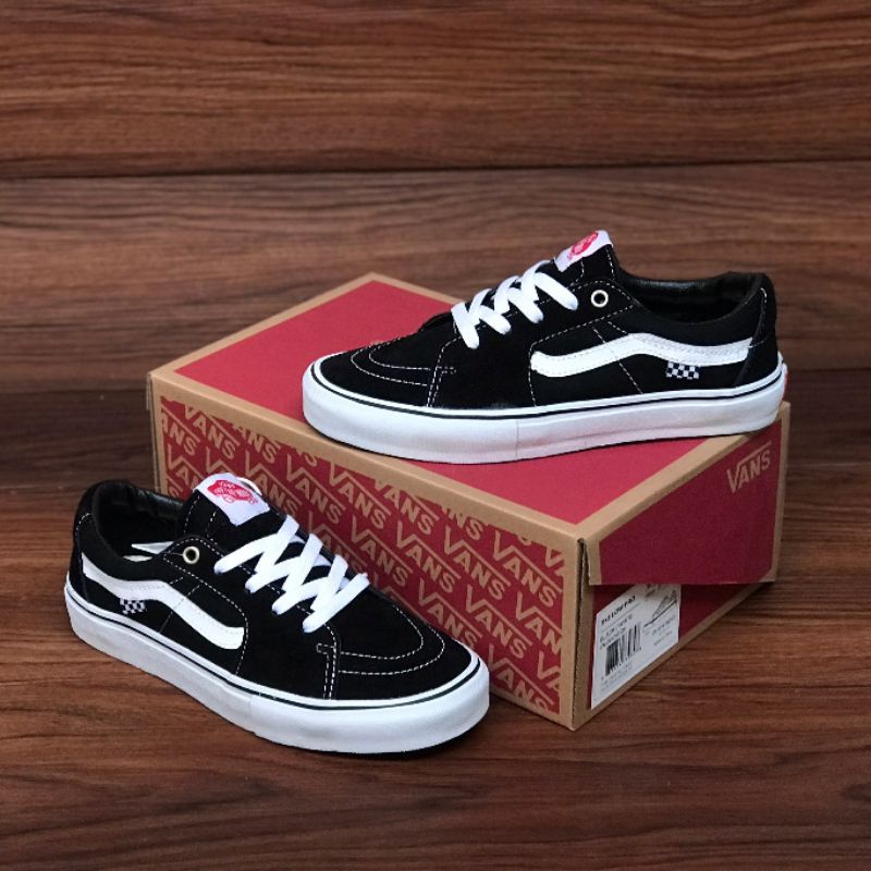 Vans sk8 low pro black white