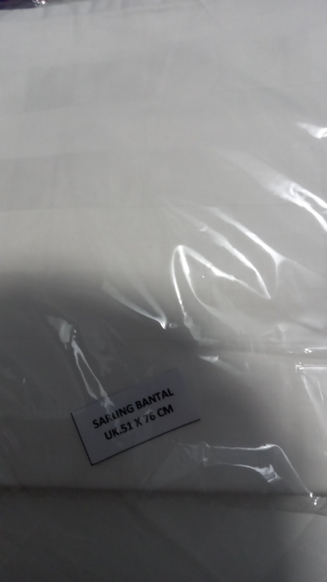 Sarung Bantal Katun - Dobby Salur - Clarissa