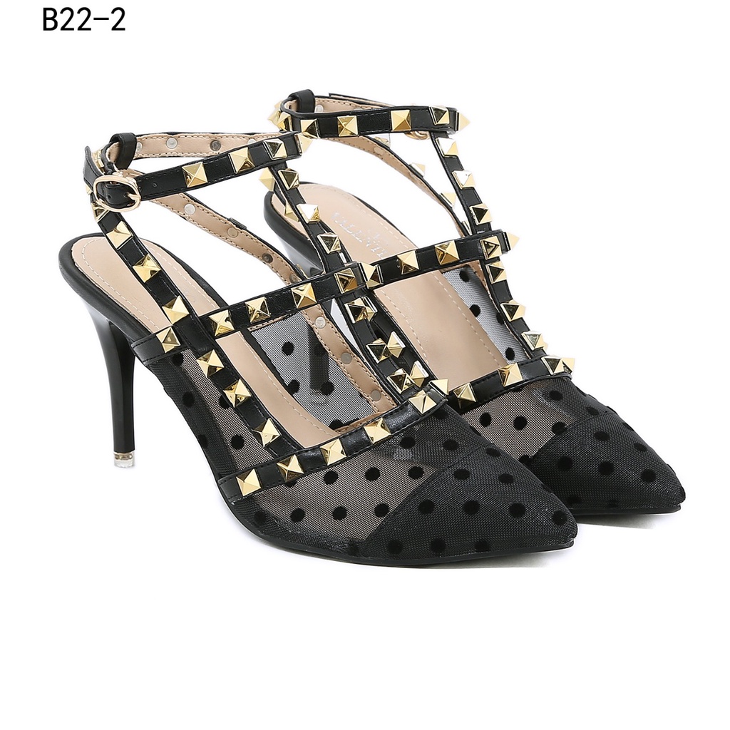 Garavani Rockstud High Heels B22-2