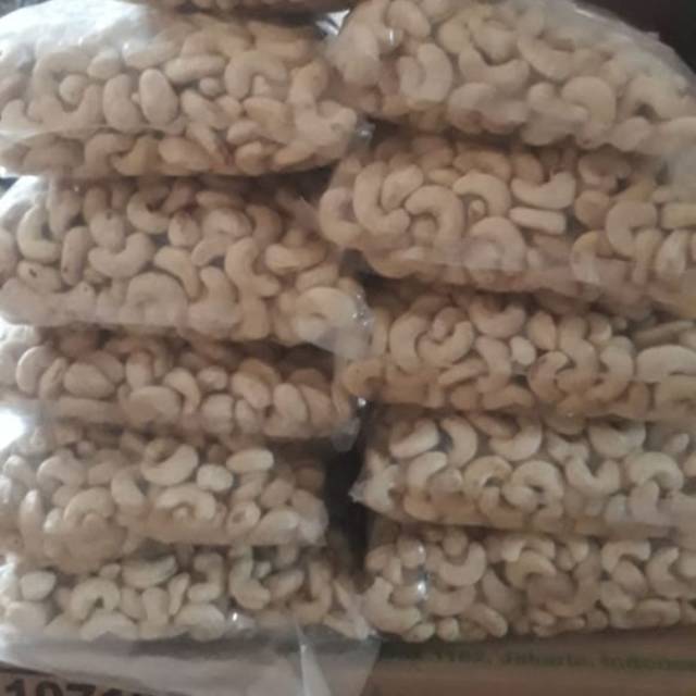 

Kacang mede super