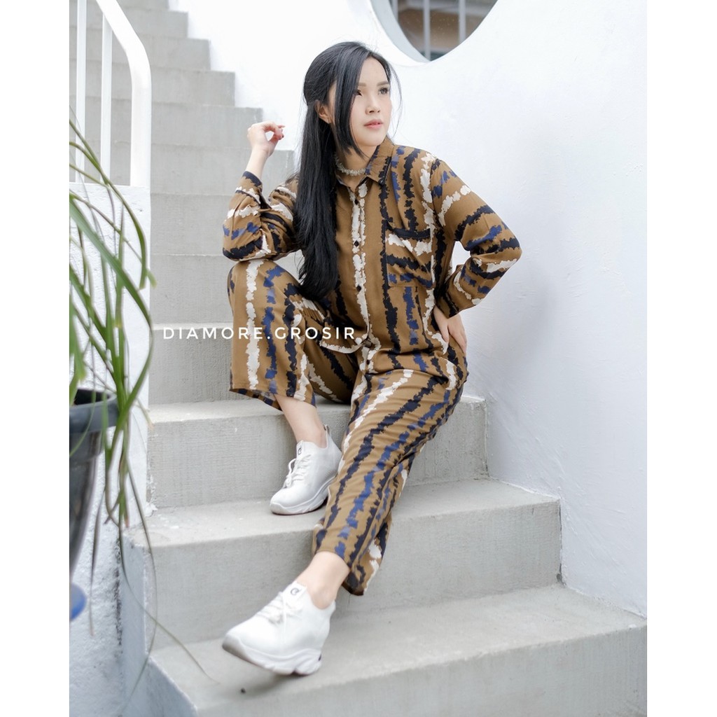 

(BAYAR DITEMPAT) KIVVA ONE SET